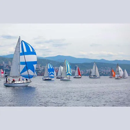 Center Vibes Lux Rijeka