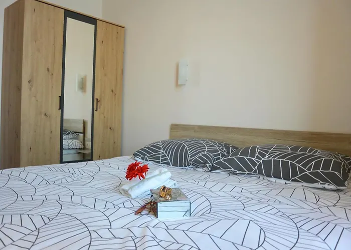 Center Vibes Lux Apartament *