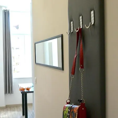 Apartment Center Vibes Lux